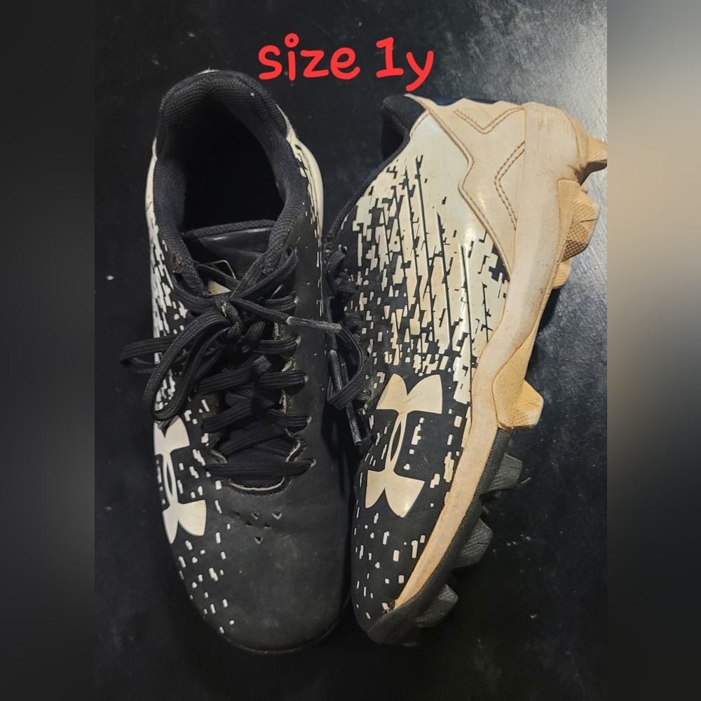 Under Armour Black and White Athletic Cleats